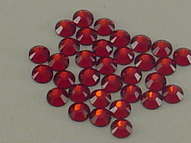 72 pcs. 20ss INDIAN SIAM HOTFIX European Rhinestones